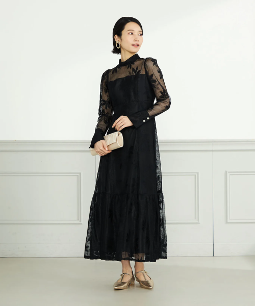 結婚式で母親が着るドレスはどこで買う？4つの手配方法を解説