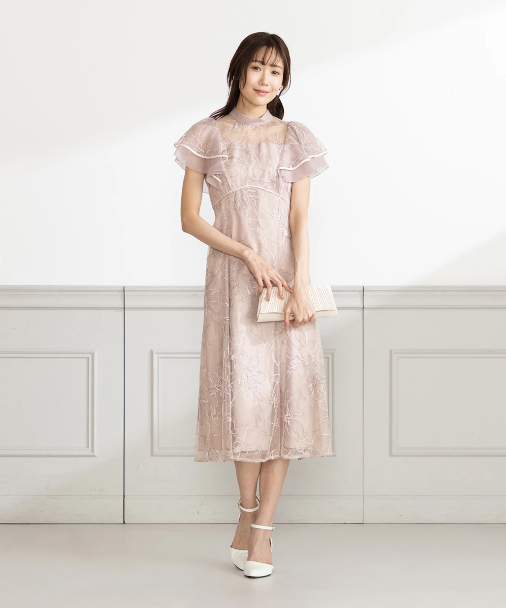 結婚式のドレスを店舗でレンタルするメリット 出典 ：エアクロドレス