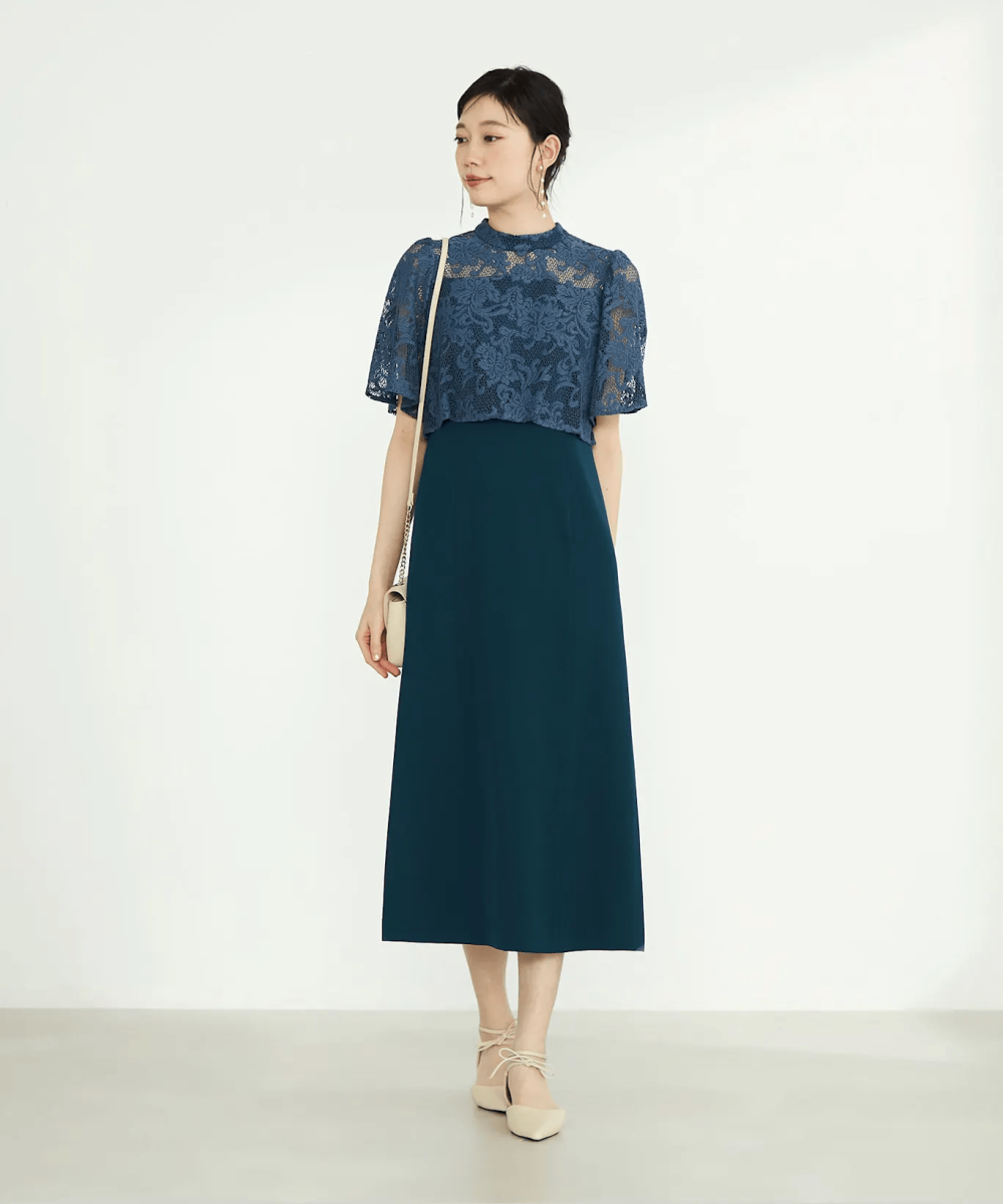 結婚式で避けるべき服装のNGマナーとは 出典：エアクロドレス