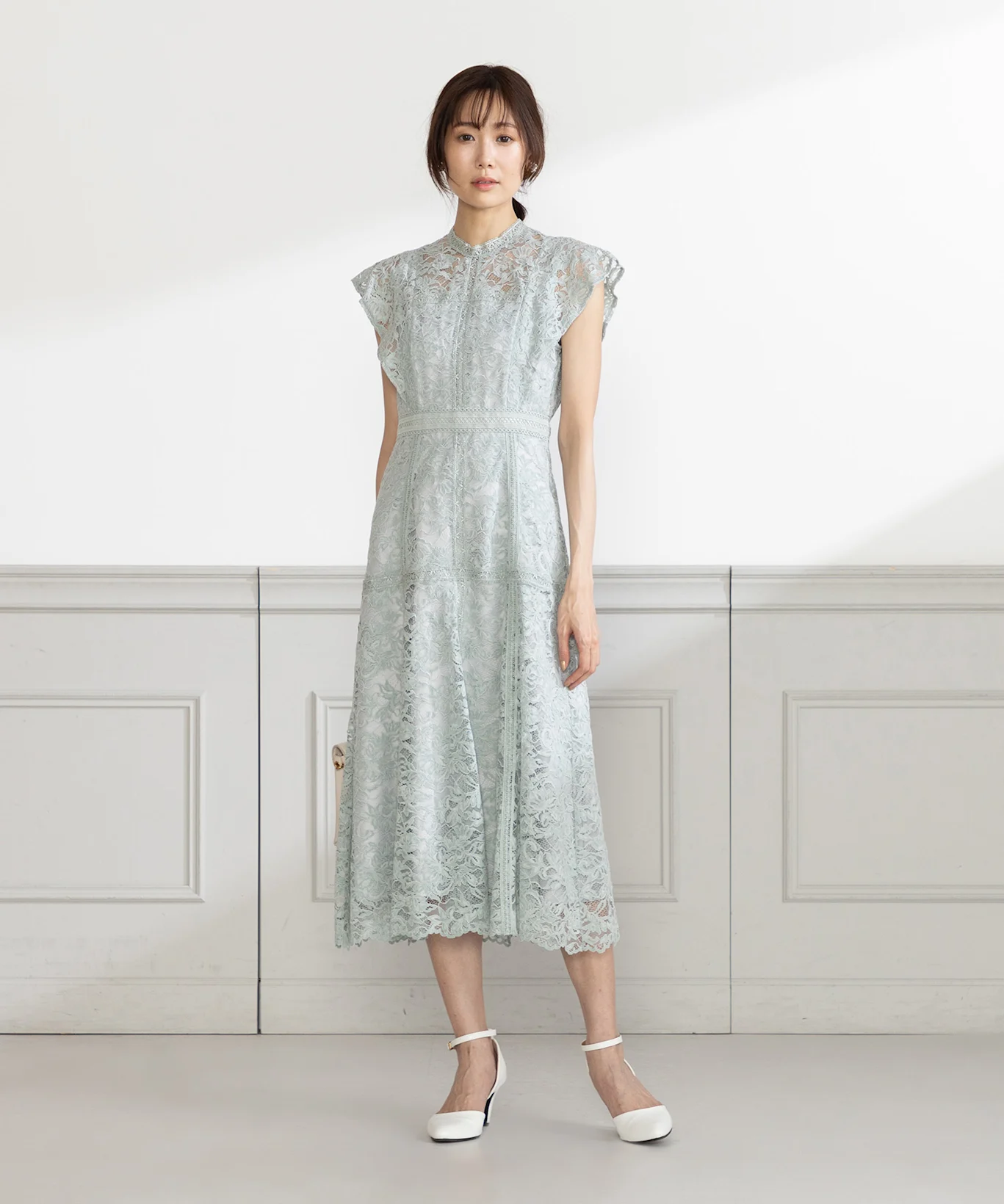 ハワイ挙式の参列マナーと正装の基準は？