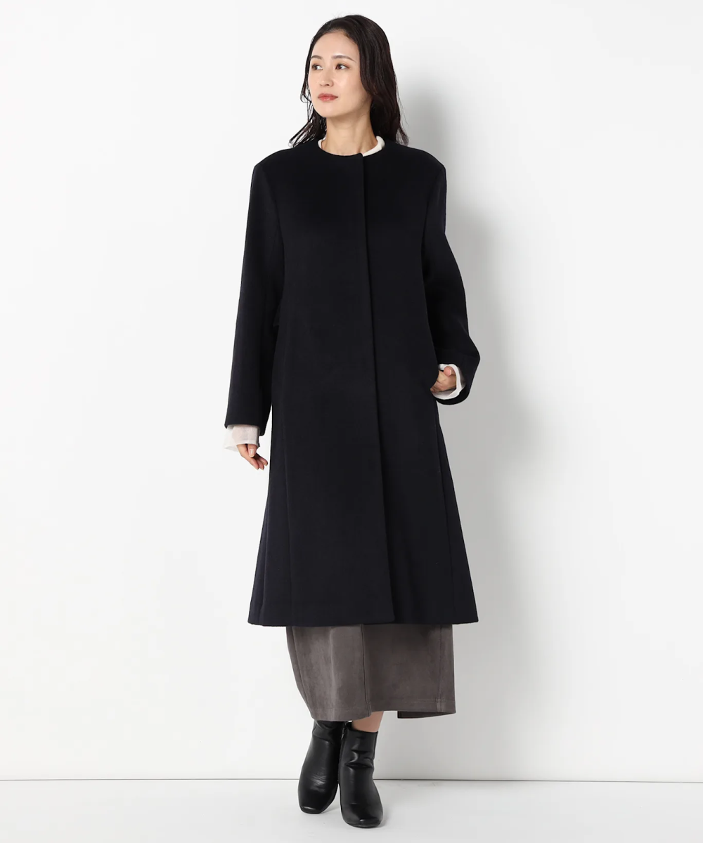 ドレスに合わせたコートの着こなし術 出典：エアクロドレス