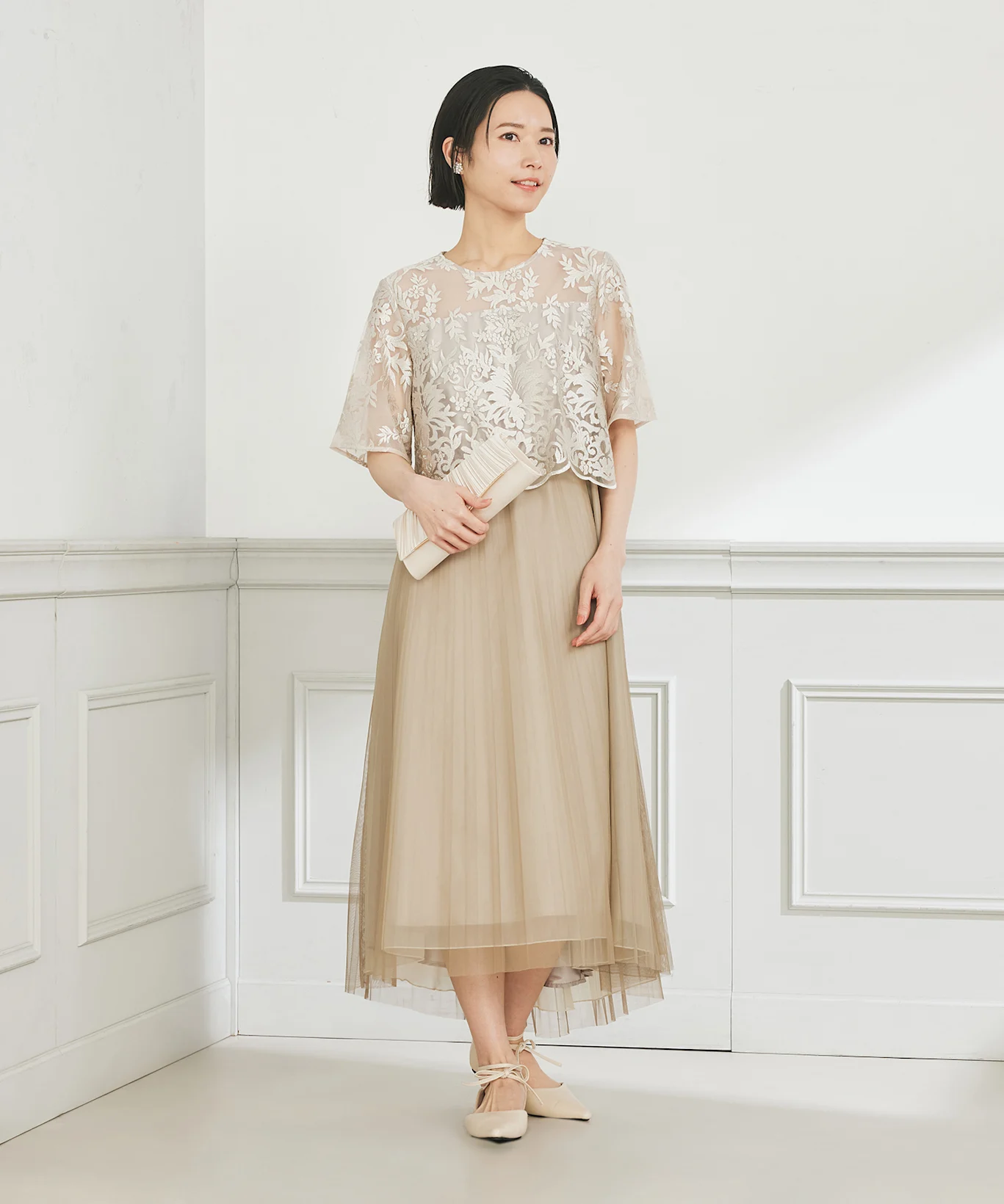 祝賀会でドレスレンタルを利用するデメリット 出典:エアクロドレス