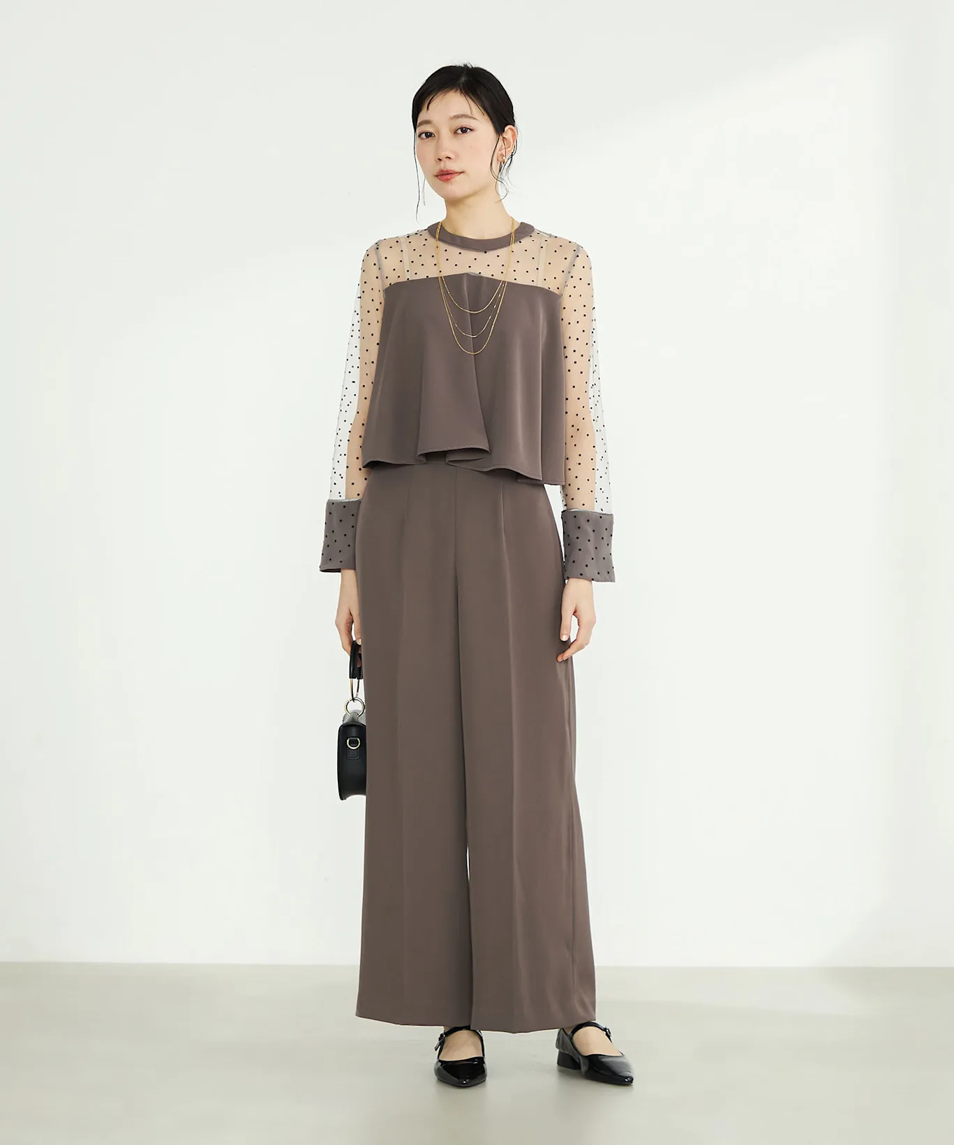 40代の品格を支える小物と羽織もののマナー