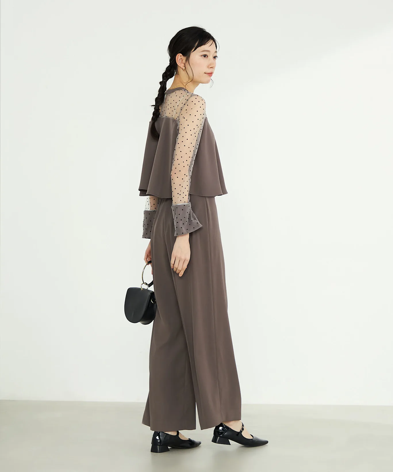 骨格診断を活用して自分に似合うドレスの形を見極める方法