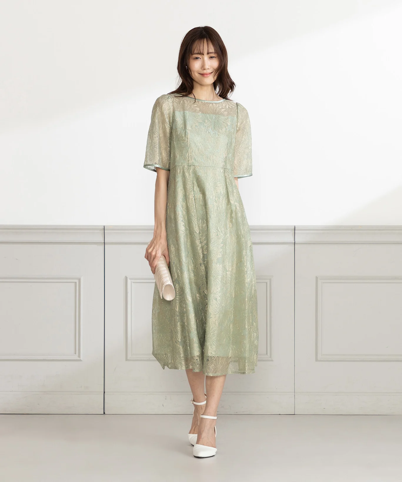 ドレス以外に自分で準備が必要な小物とは？