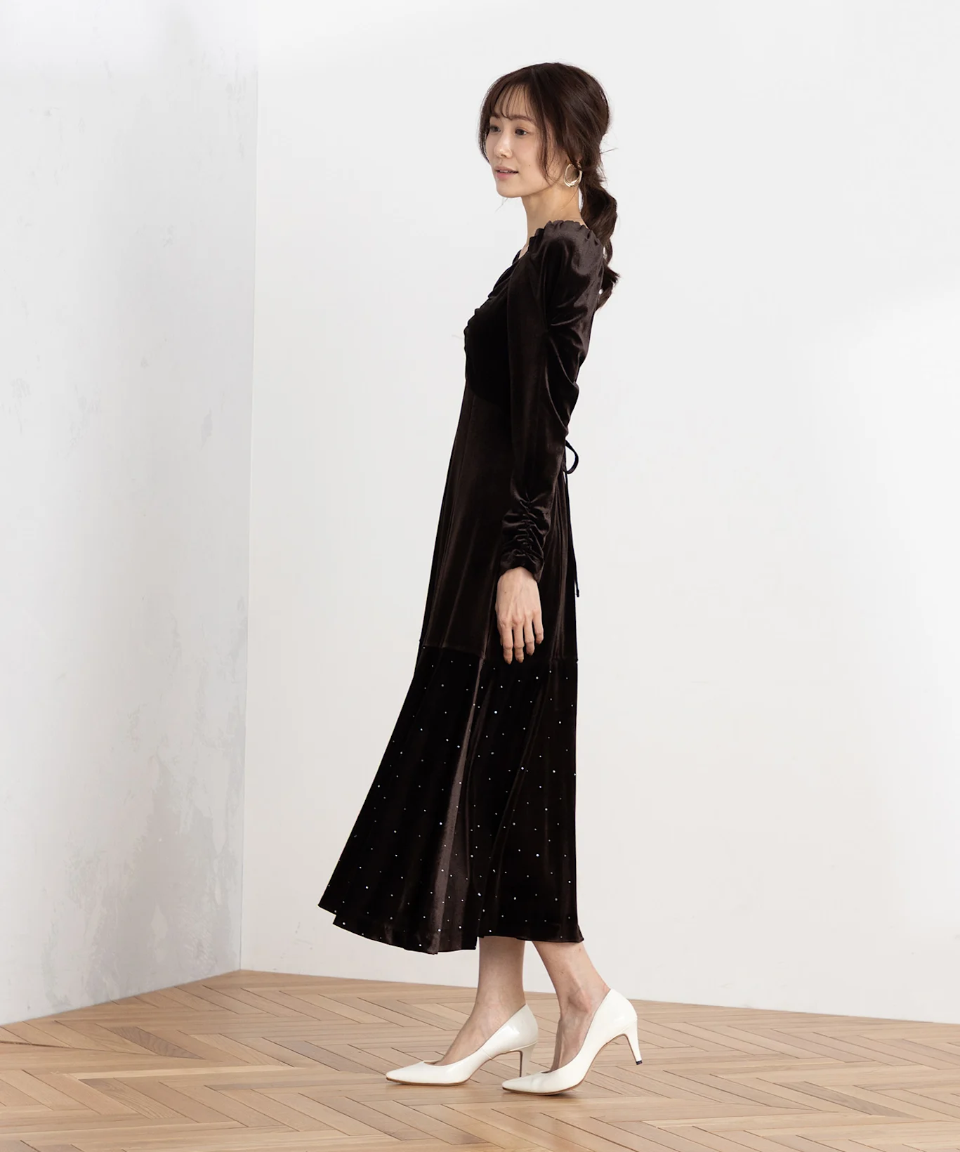 授賞式の服装にはレンタルドレスという選択肢もある 出典:エアクロドレス