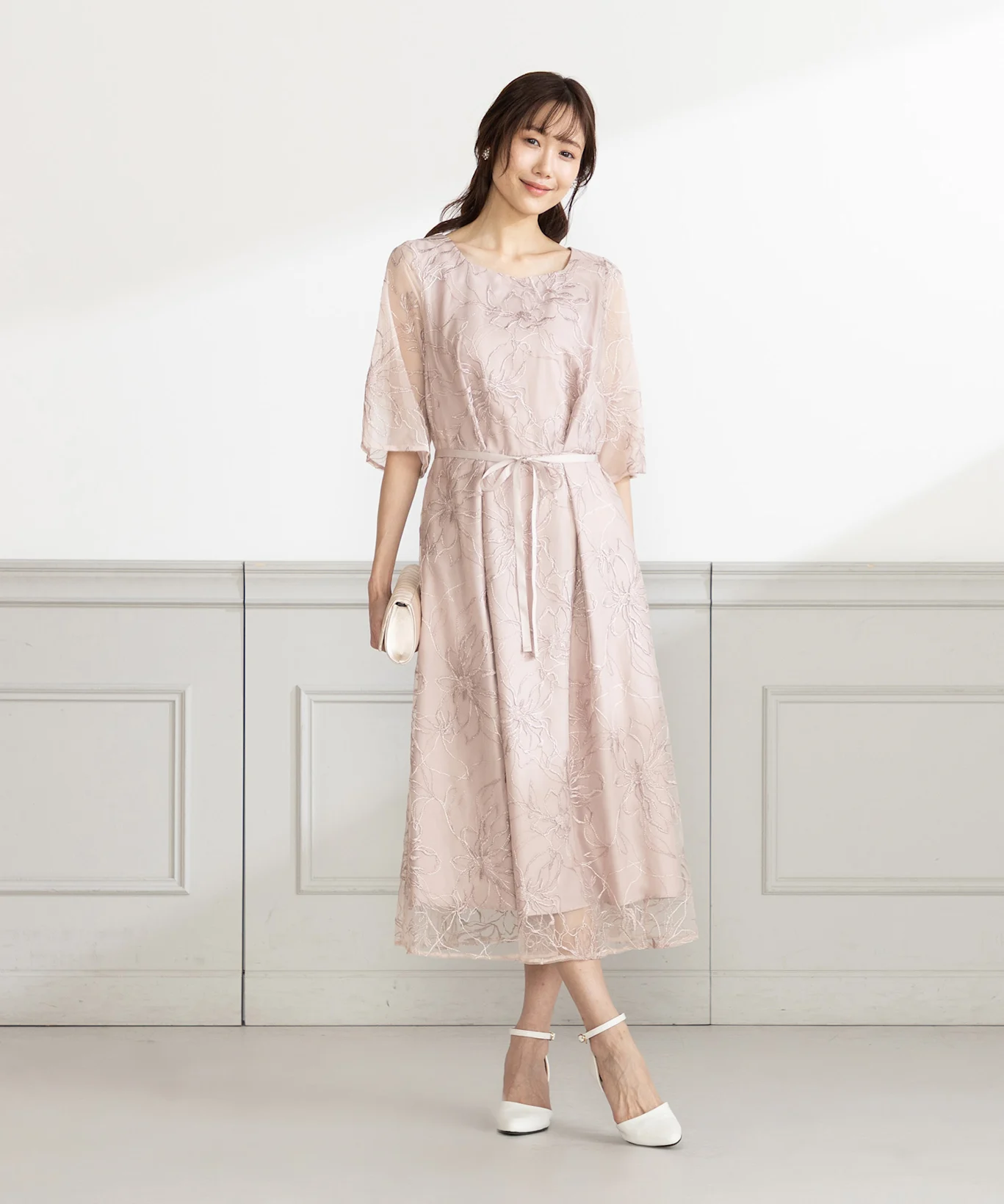 春らしさを演出するドレス選びのポイント 出典：エアクロドレス