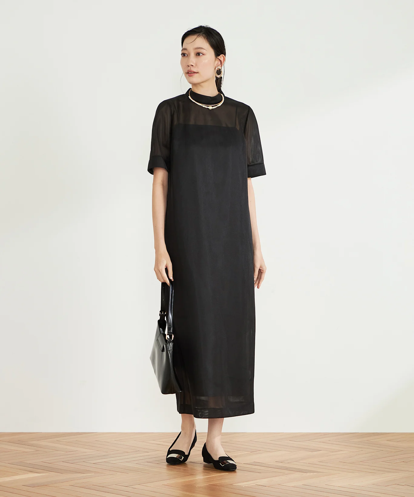 妊娠中の結婚式お呼ばれで新郎新婦への伝え方 出典:エアクロドレス