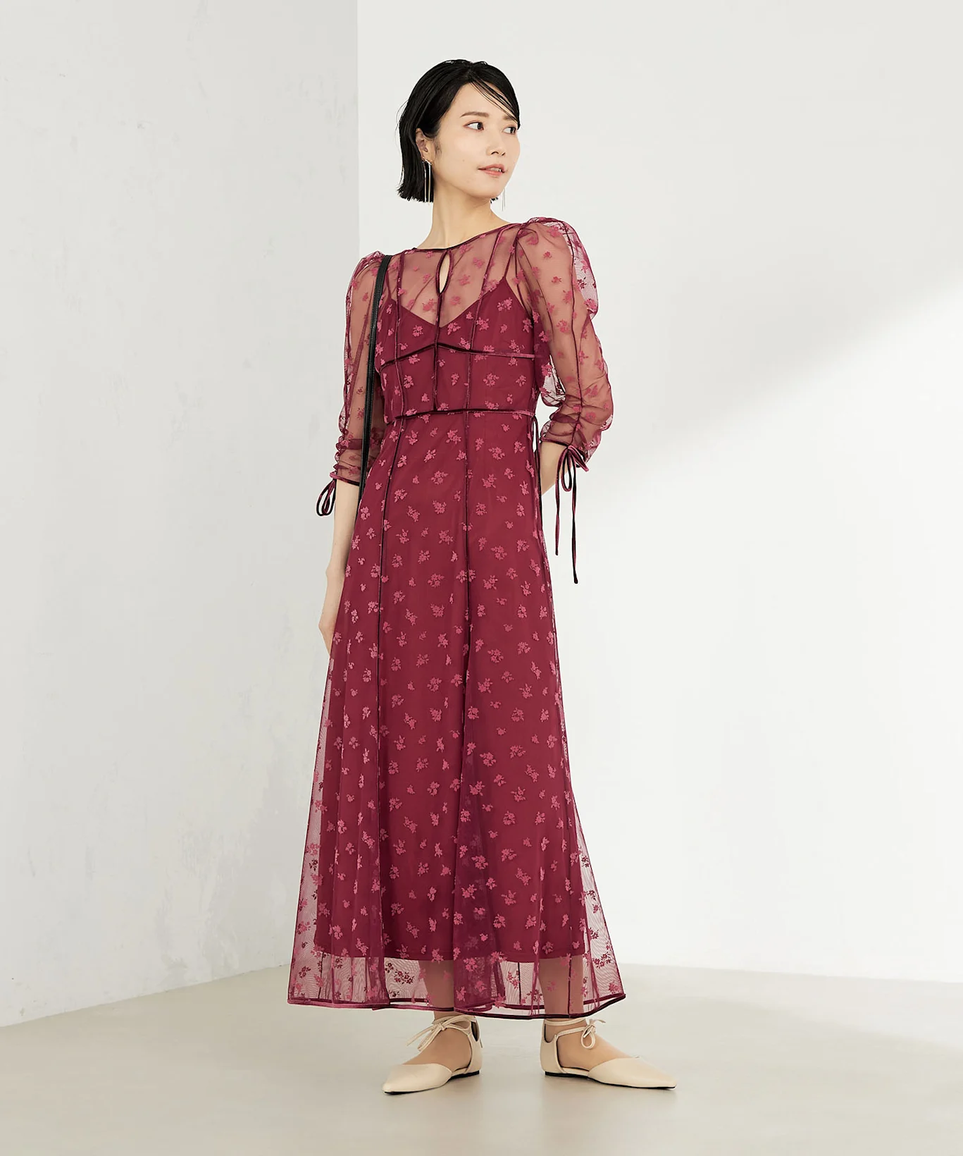 参列する服装のマナーとドレスの選び方 出典：エアクロドレス