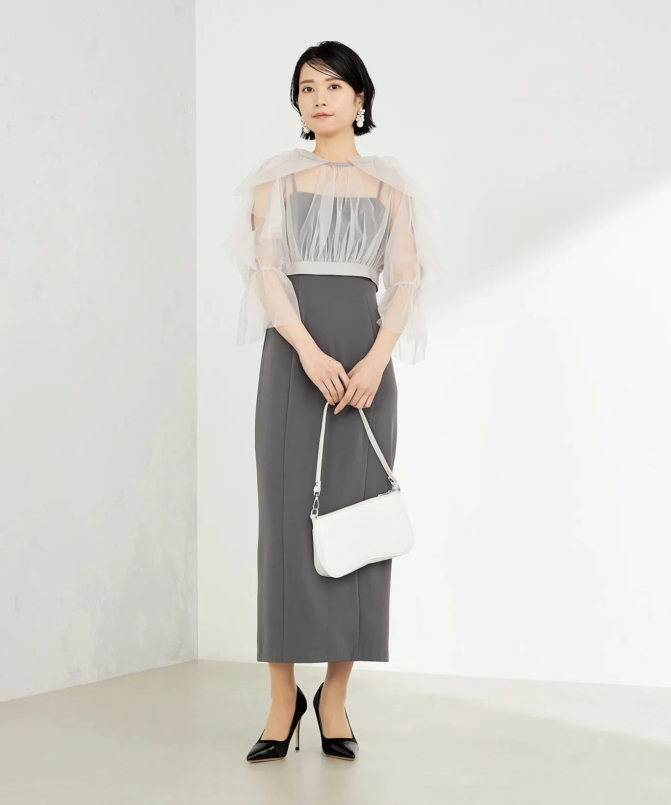 50代・60代が上品に体型カバーできるドレスは？ 出典：エアクロドレス