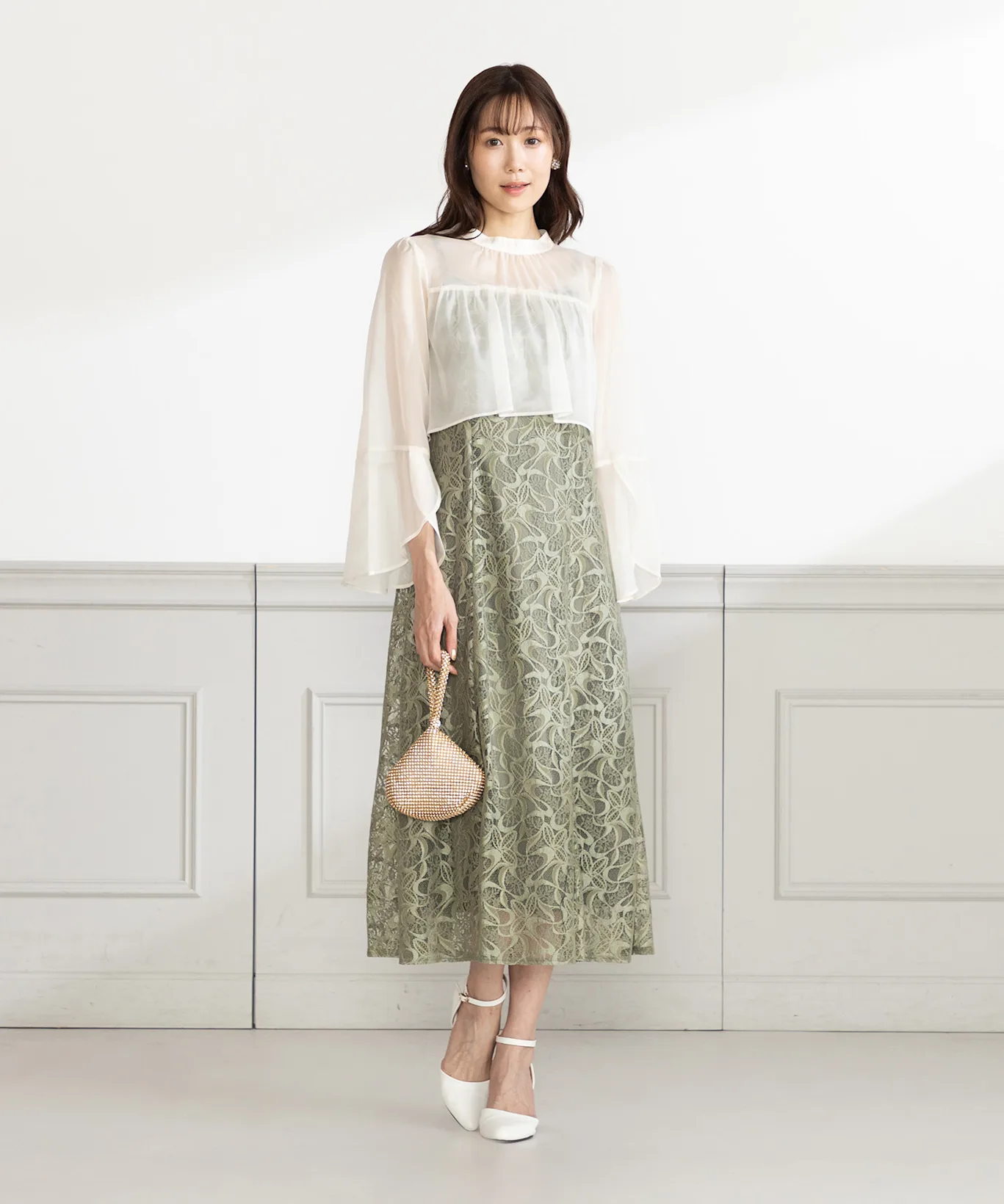 失敗を防ぐならレンタルドレスが賢い理由 出典：エアクロドレス