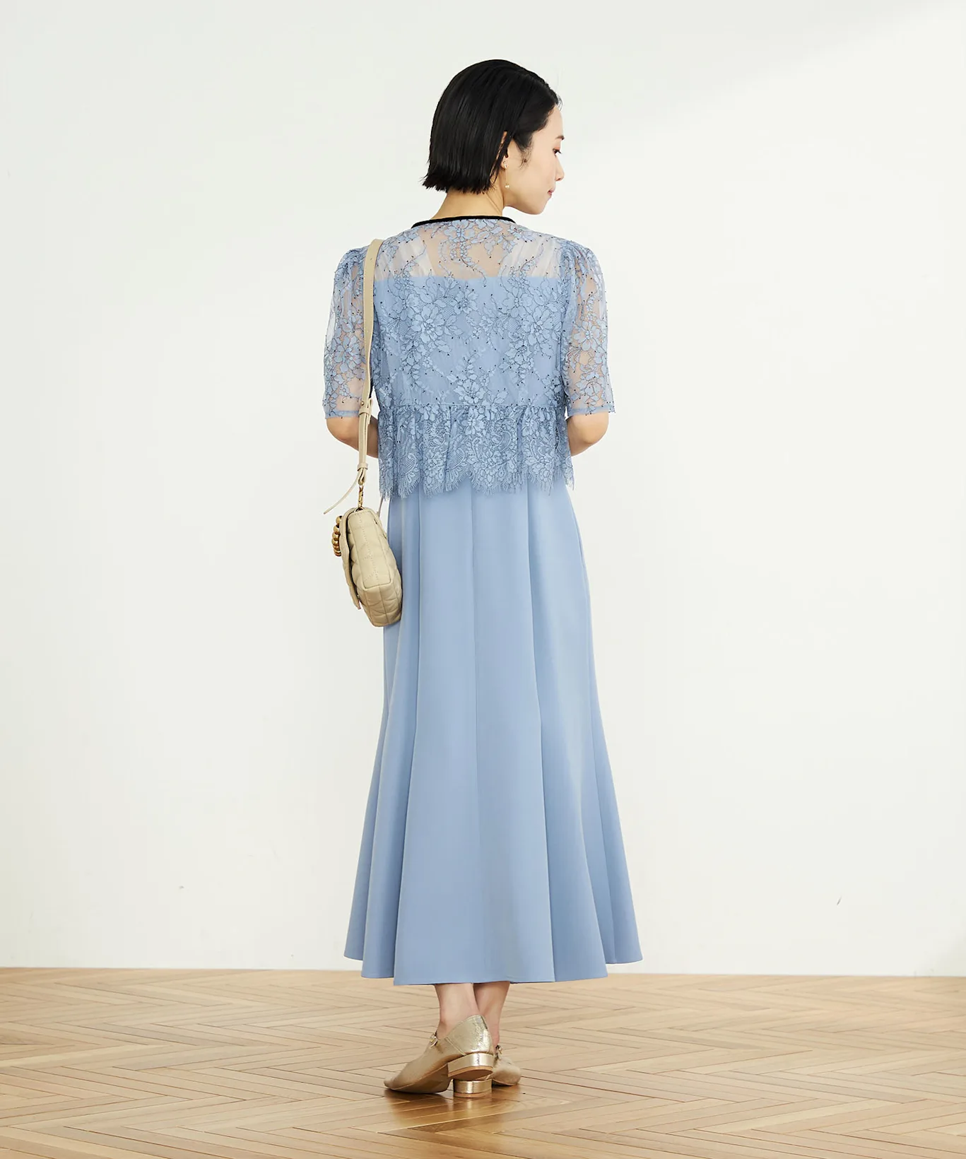 結婚式でボレロ以外に使える羽織りアイテム4選 出典：エアクロドレス