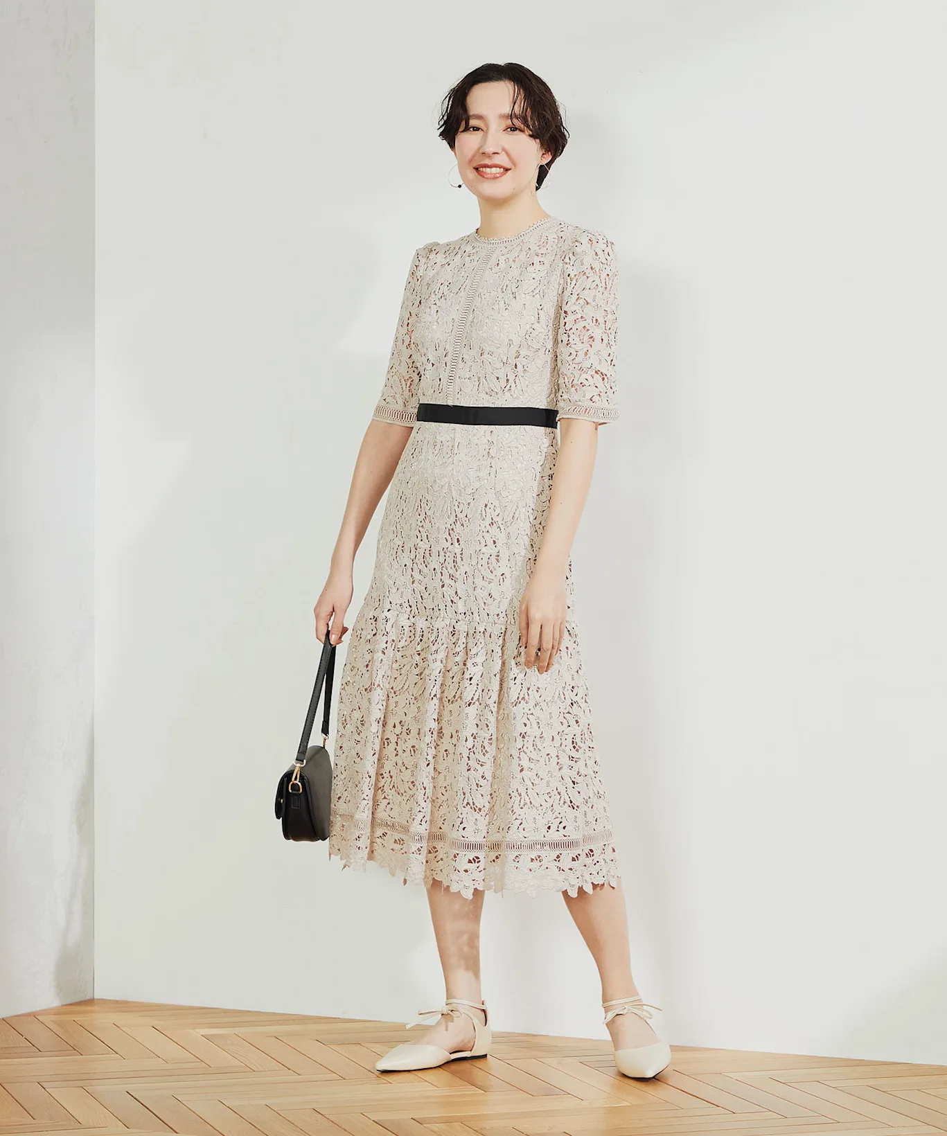 ぽっちゃりさんが押さえるべき結婚式の服装マナー 出典:エアクロドレス