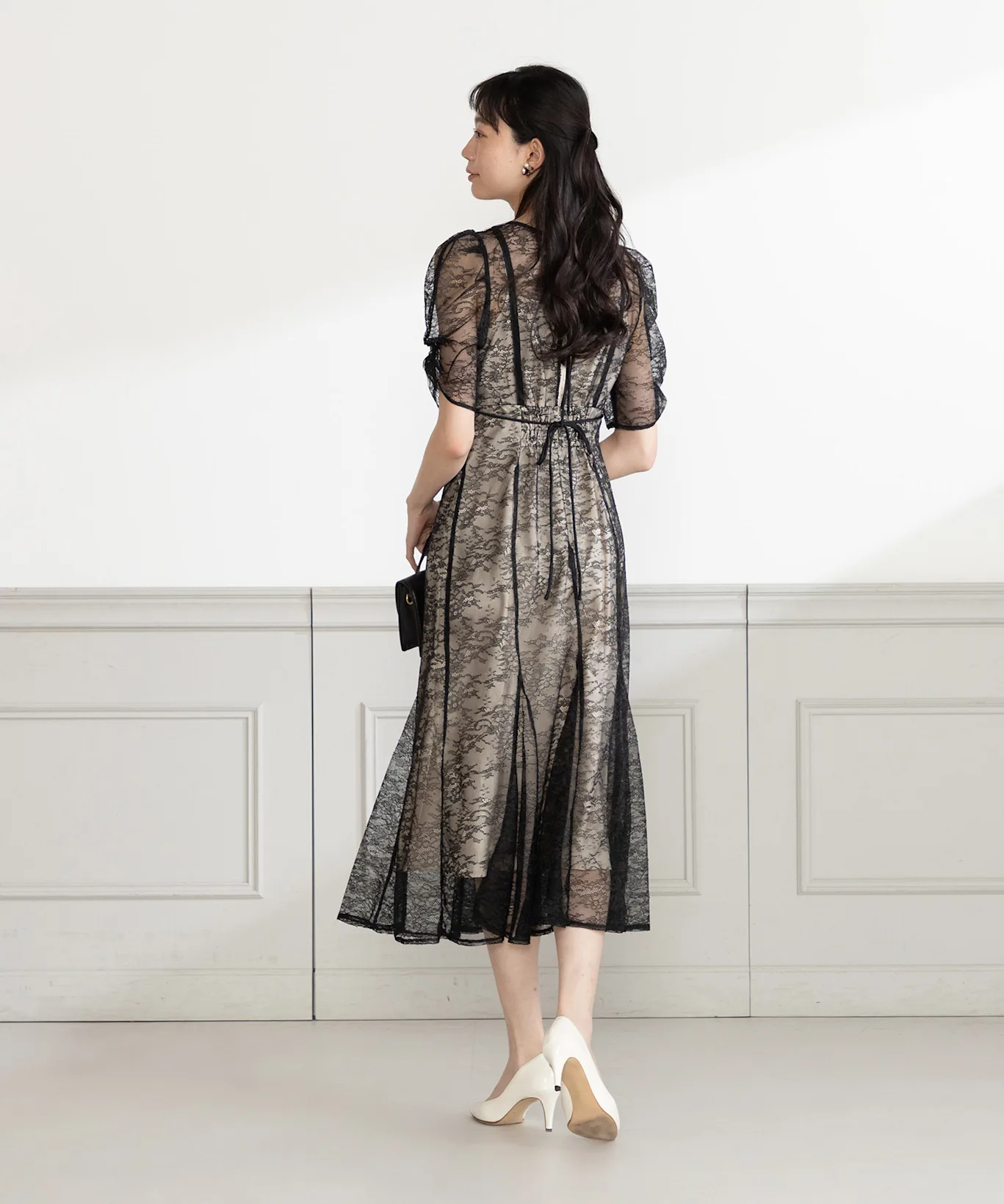 結婚式における赤ドレスの基本マナー