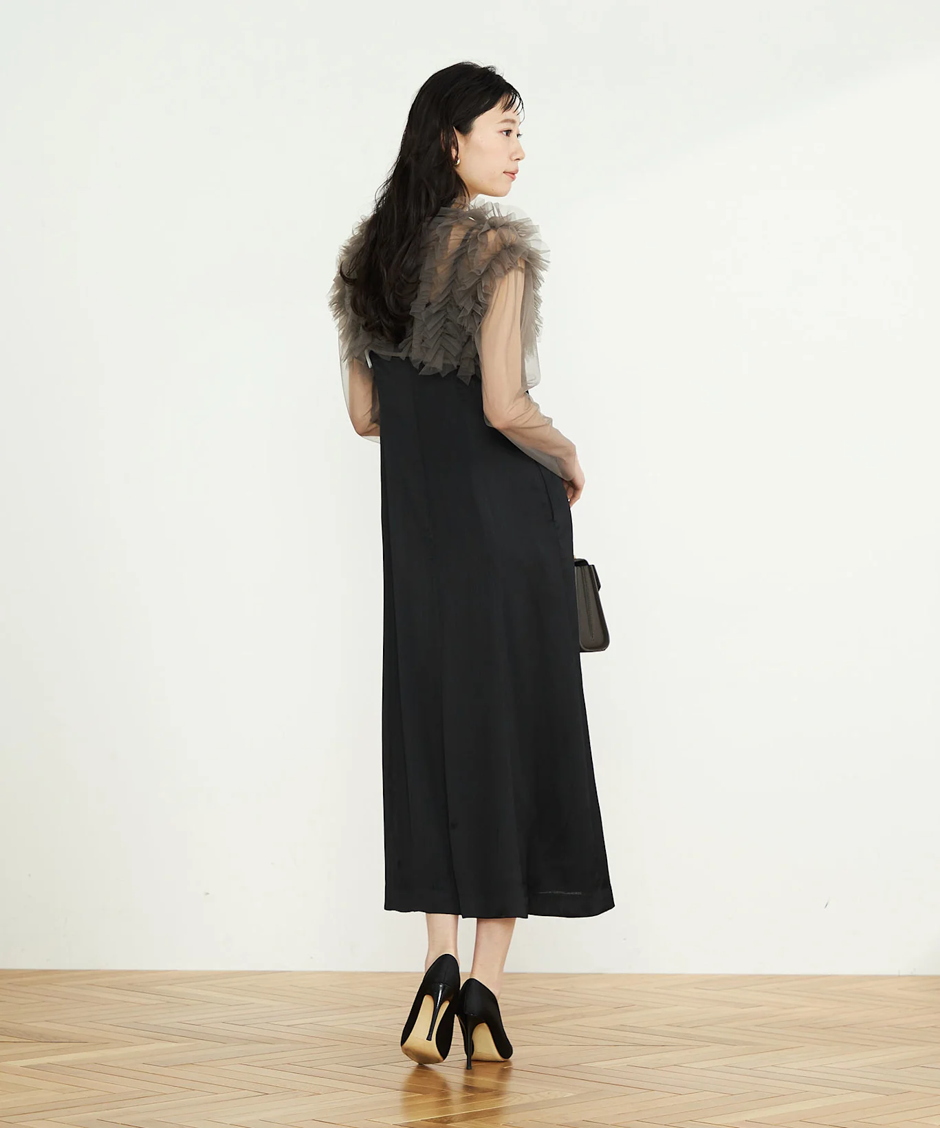 ボルドードレスに合うヘアメイクのポイント