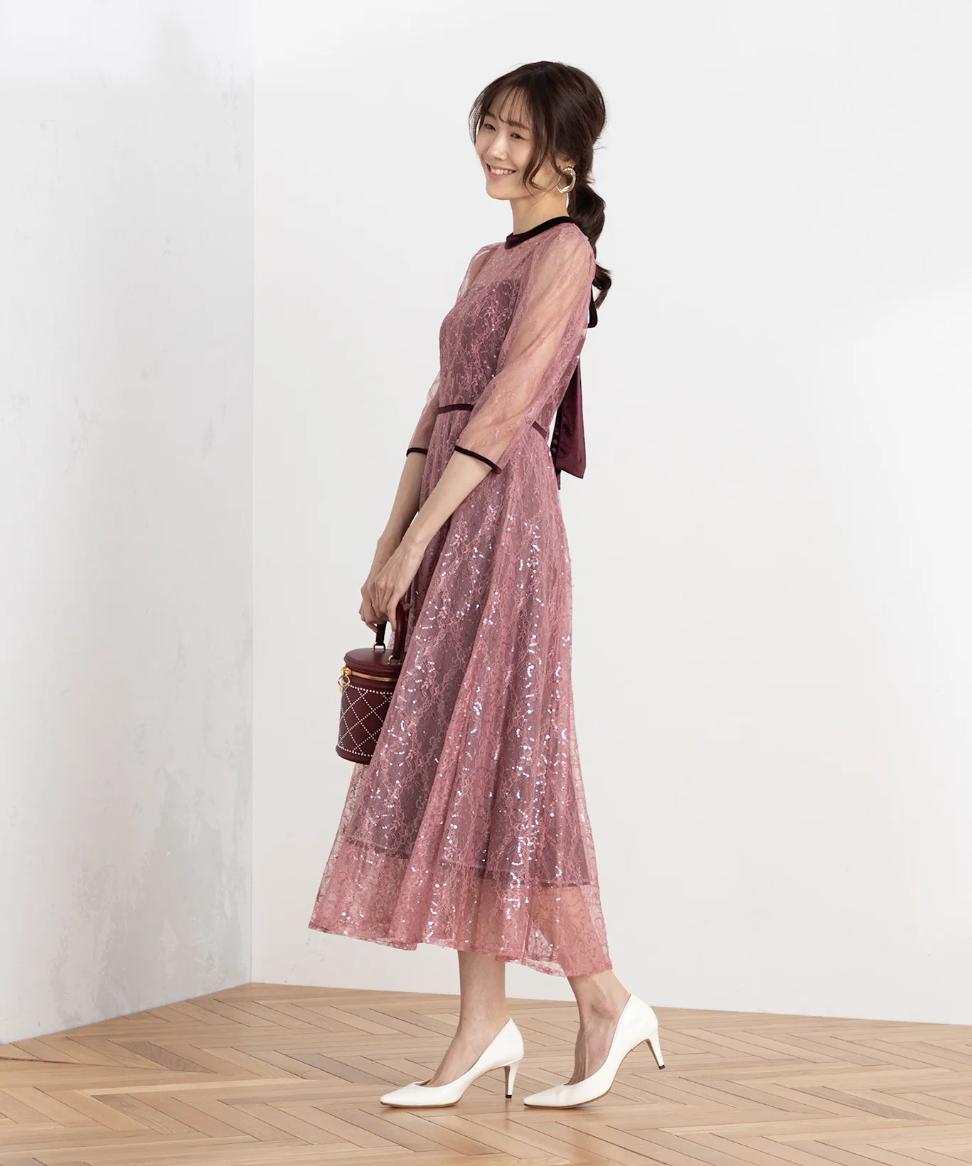 結婚式で失敗しないAラインワンピースの条件