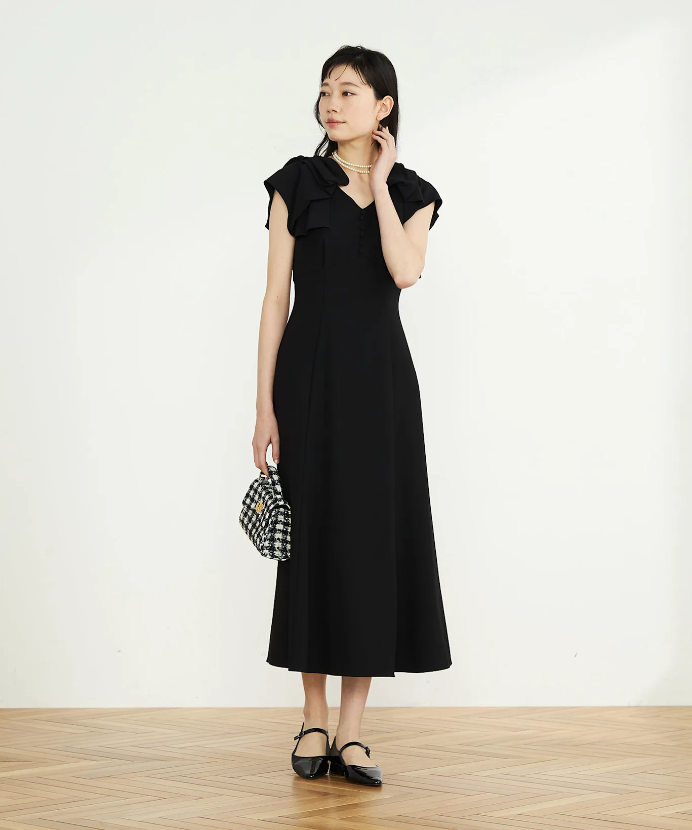 小さいサイズのパーティードレスが見つけるコツ