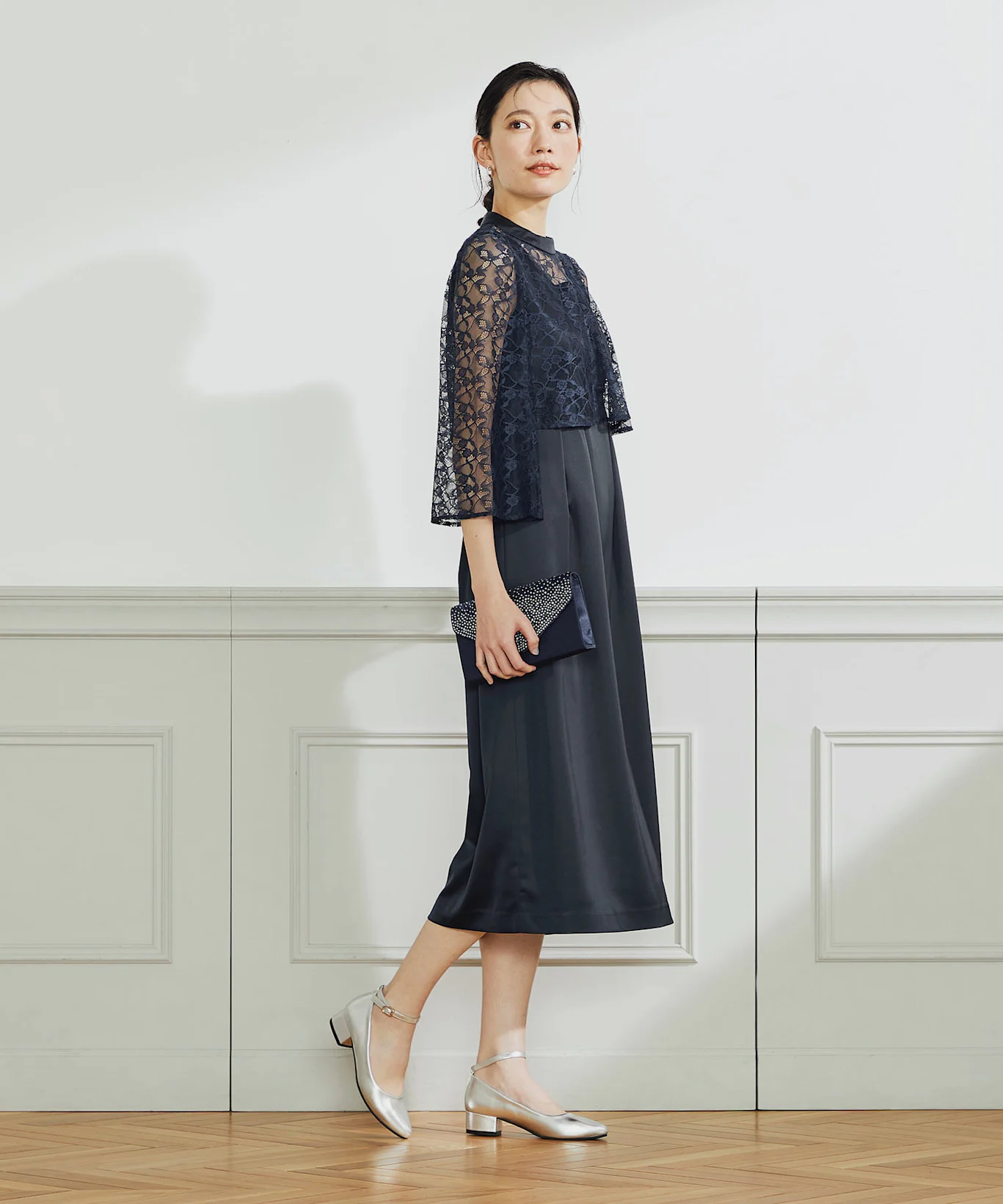 イブニングドレスに合わせる小物選び