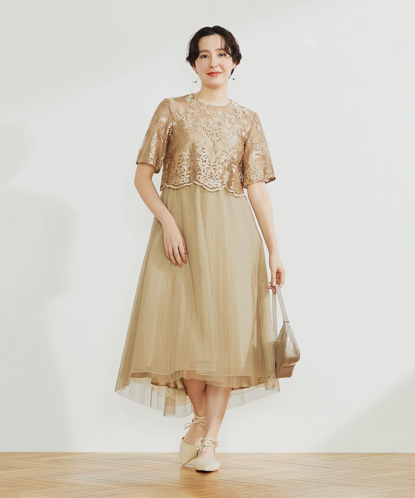 イブニングドレスをレンタルするメリット