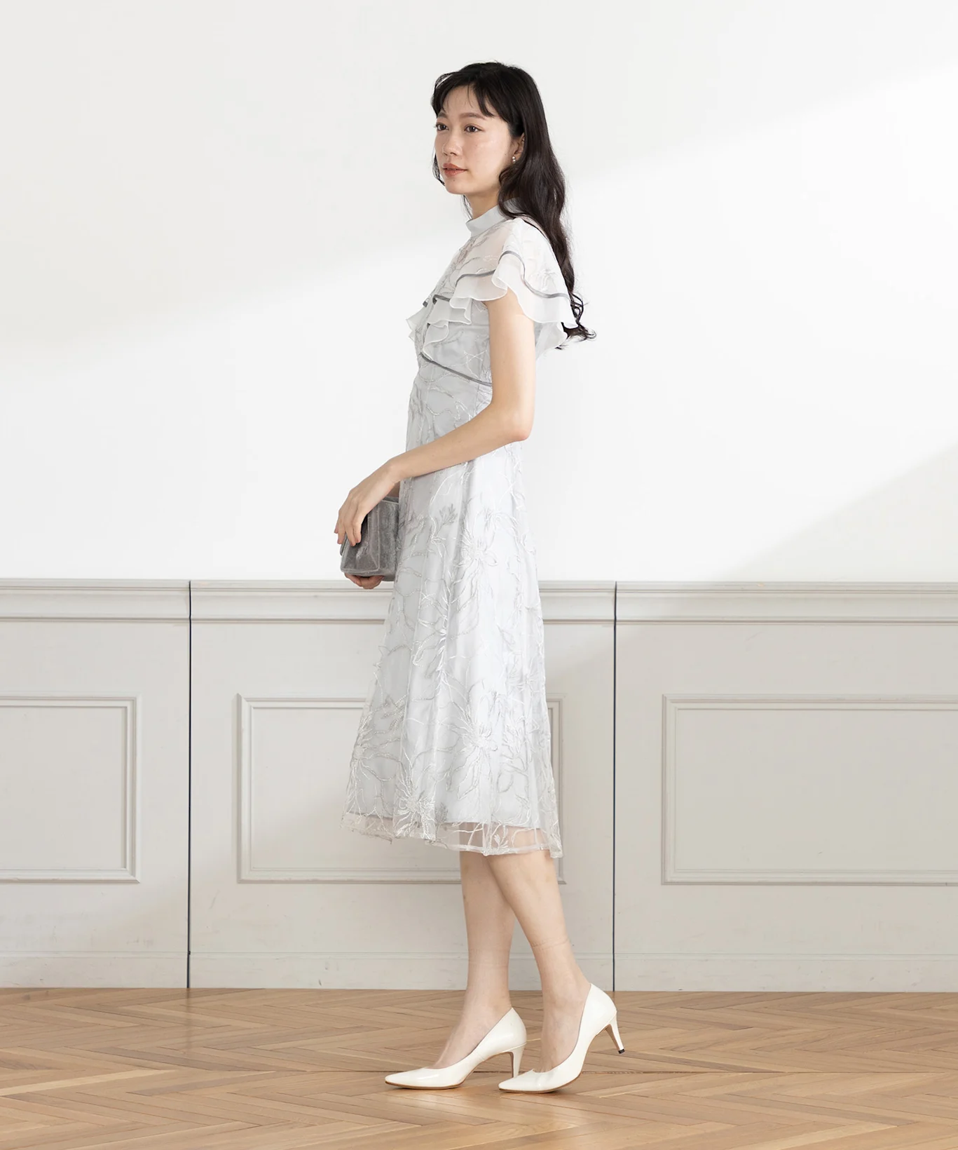 ドレスに合う羽織ものの種類