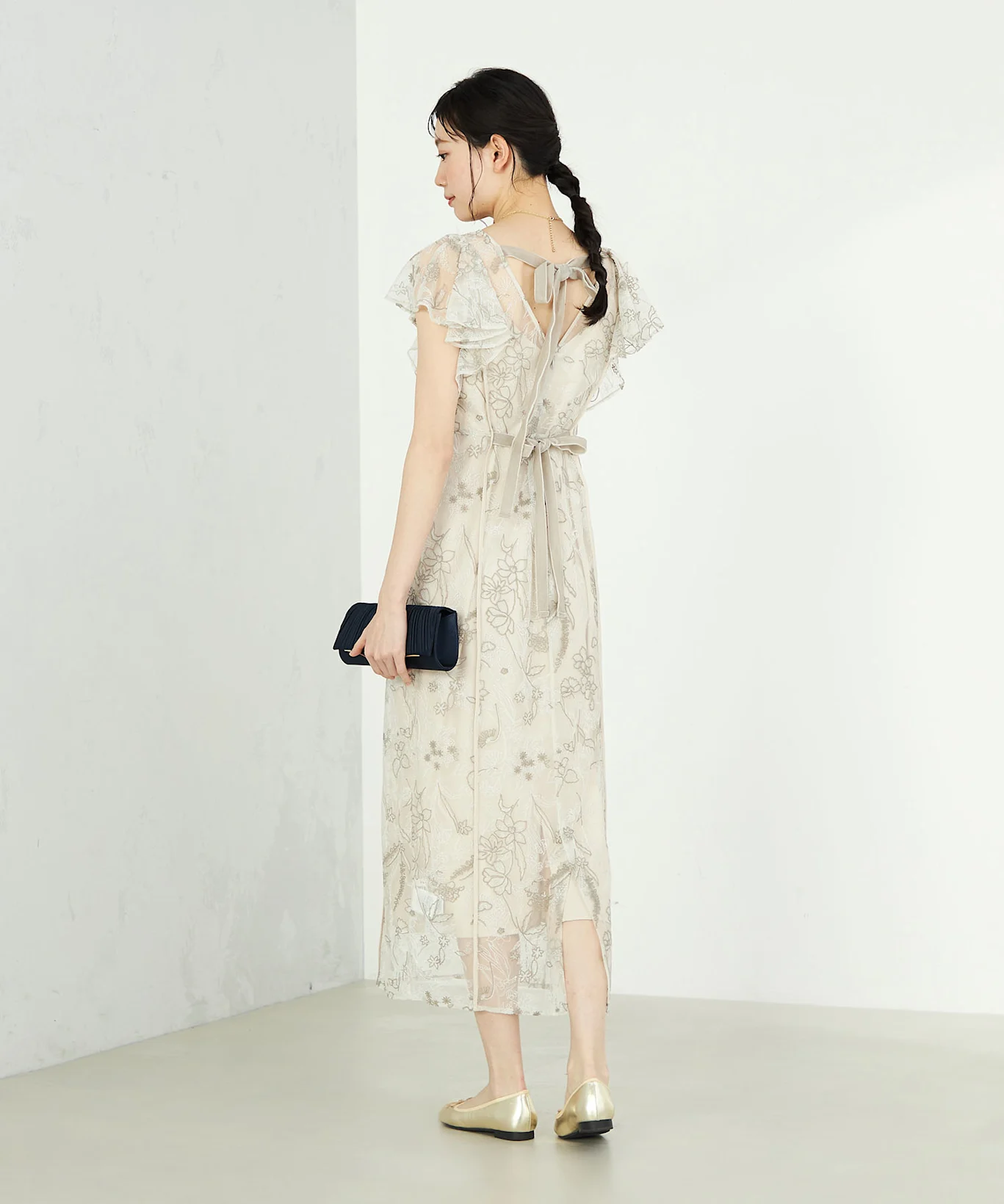 体型別ハイネックパーティードレスの選び方