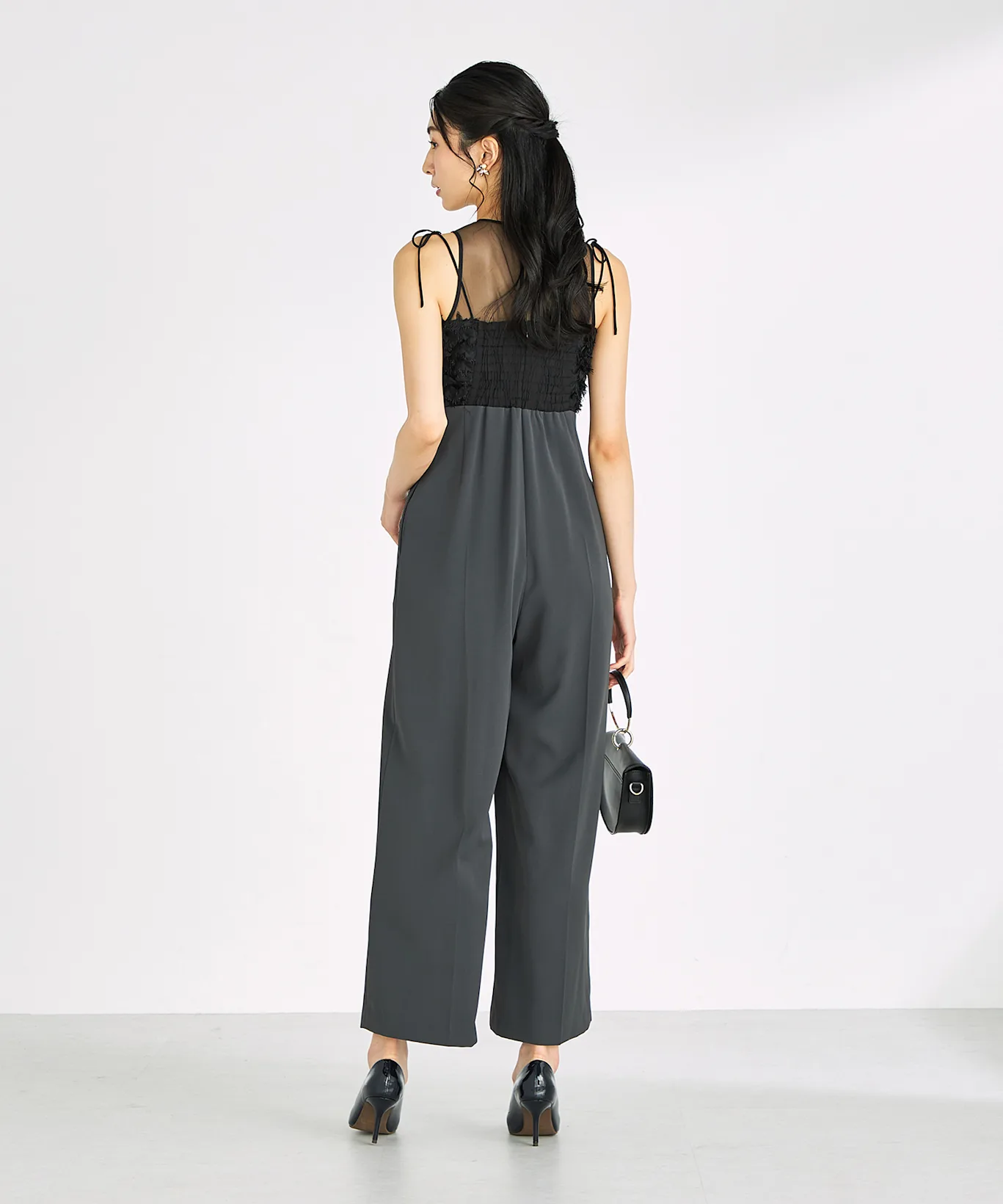 お呼ばれベージュドレスで失敗しない選び方5つのコツ