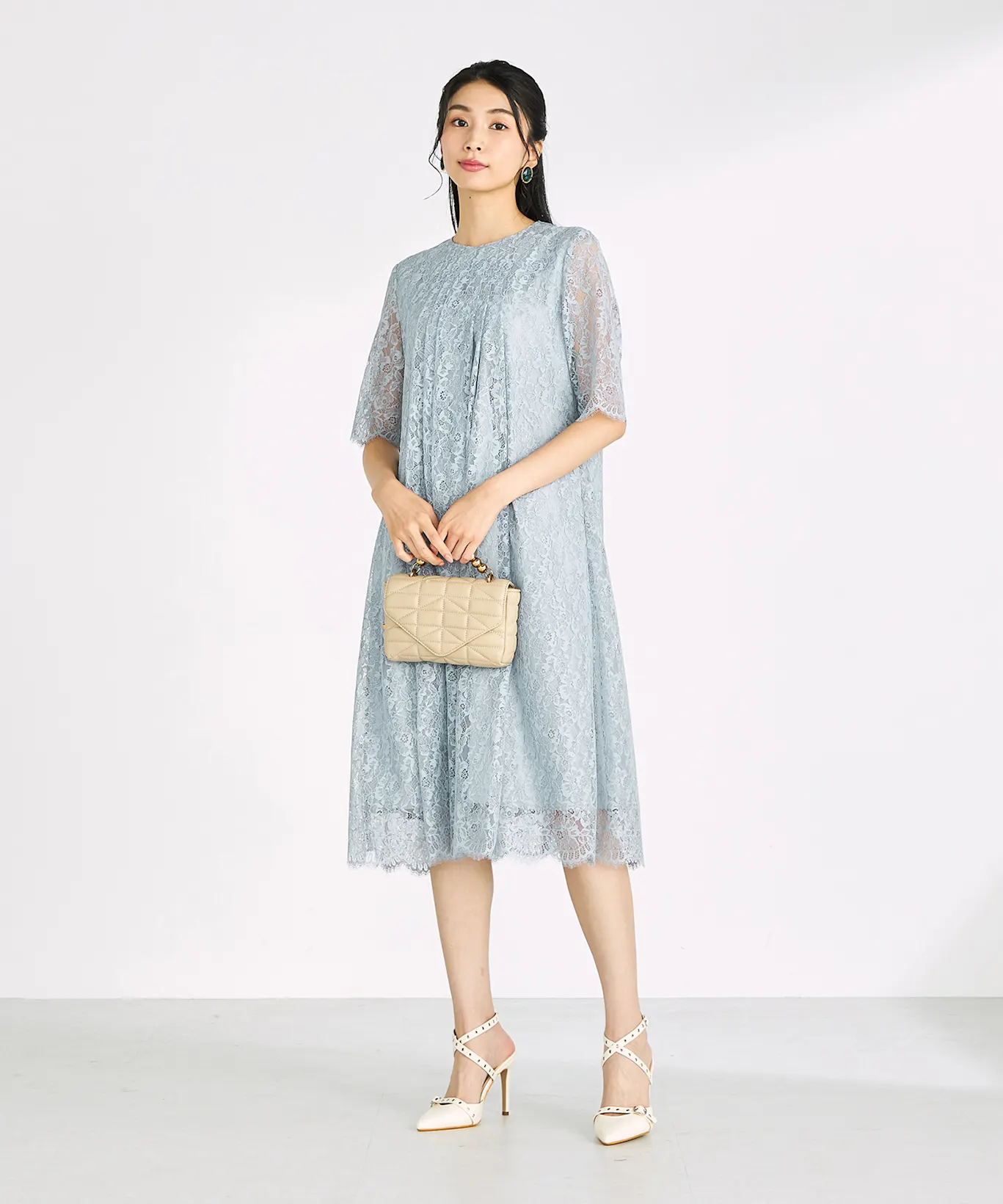 レンタルドレスの「安すぎる・怖い」を解消するサービスの特徴