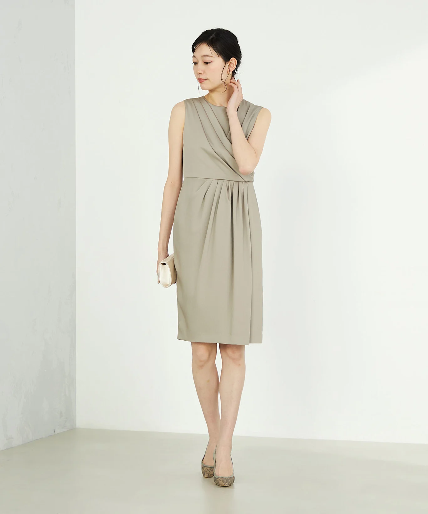 水色ドレスが結婚式で人気の理由