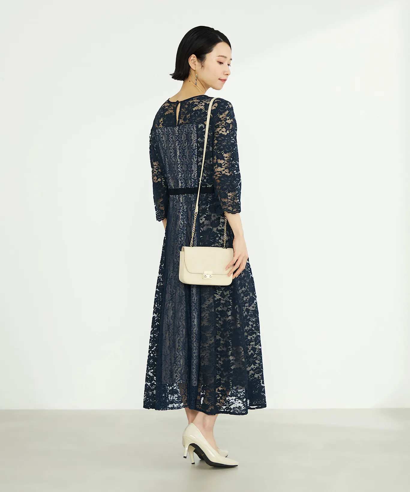 レンタルドレスの返却が面倒にならない5つの方法