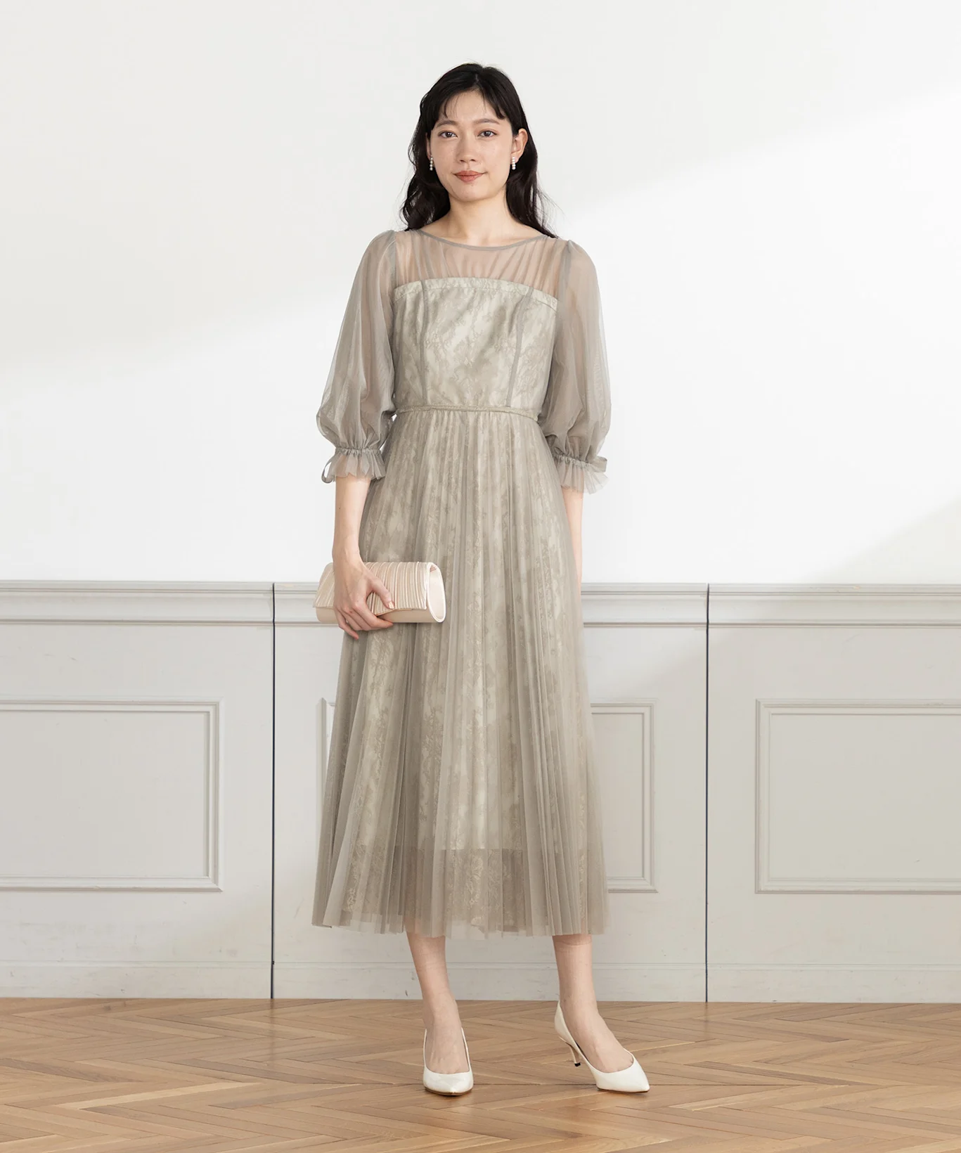 体型が違う友達同士でシェアしやすいドレスの選び方