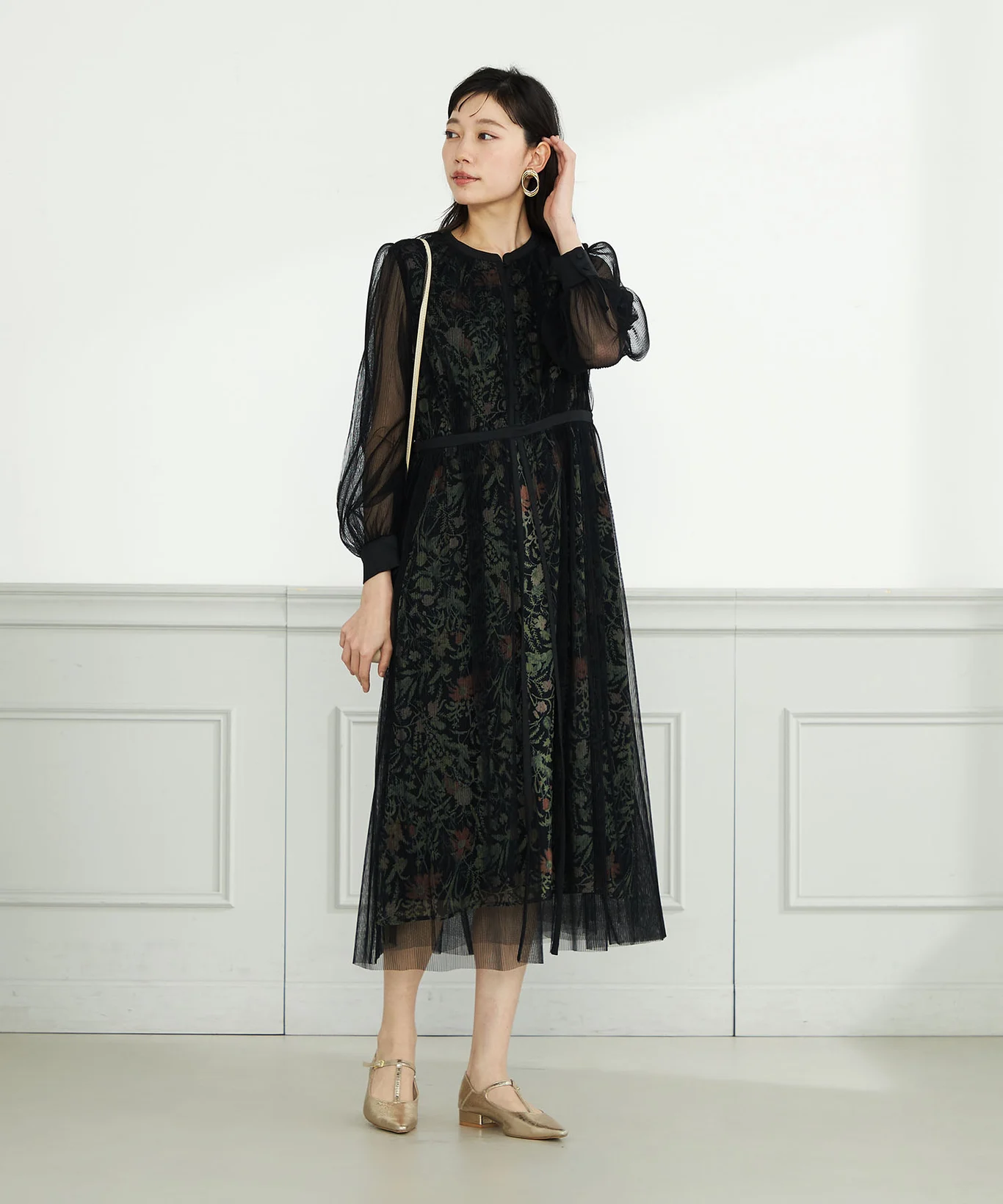 セレモニードレスに合わせるママ・パパの服装マナー