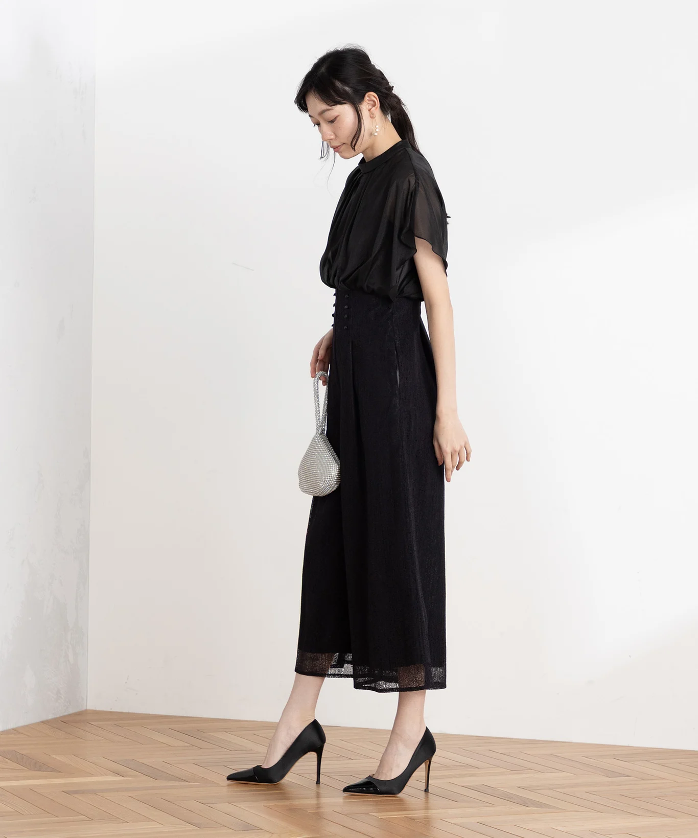フィッシュテールドレスを格上げするコーデ術