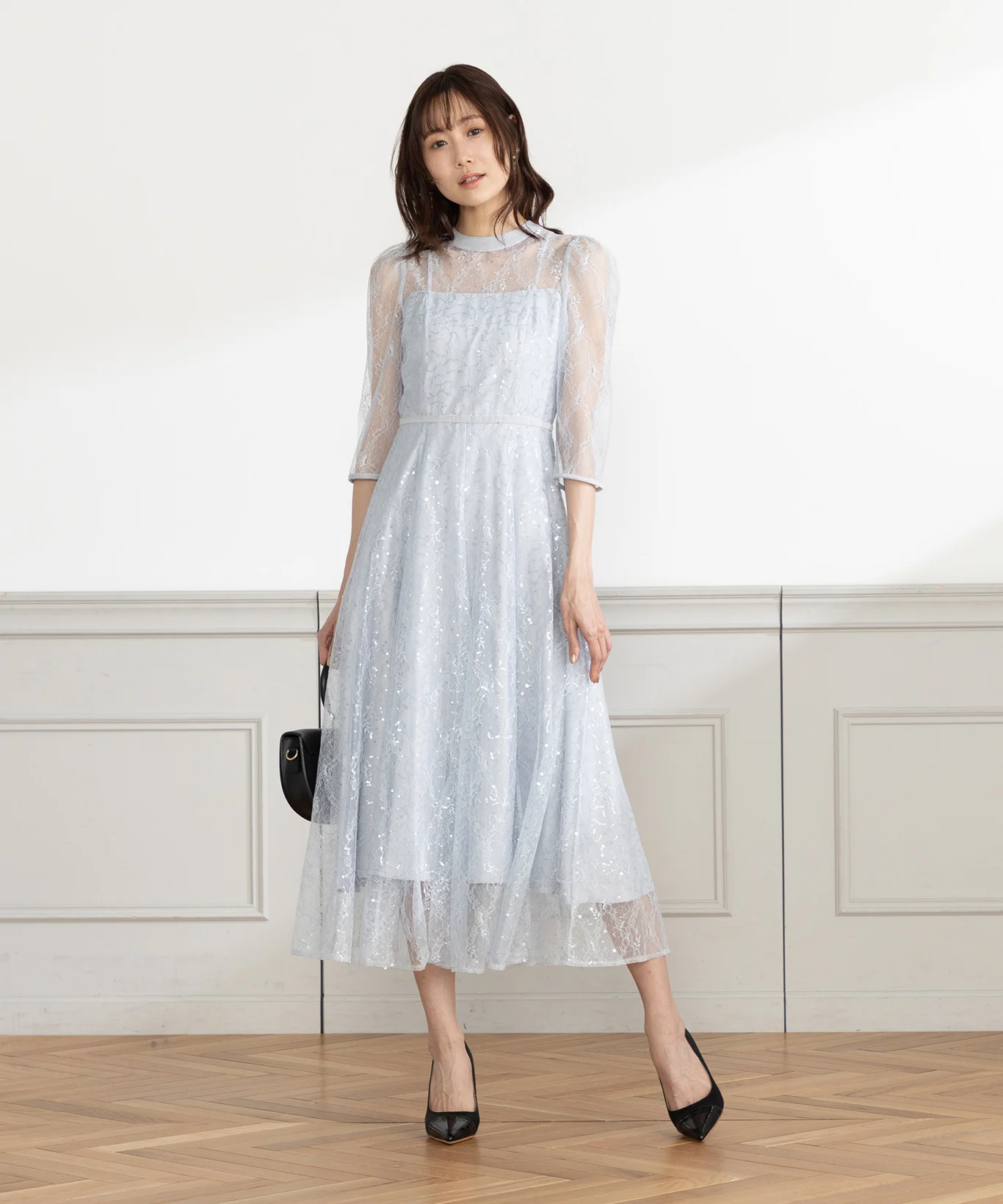 50代の体型を上品にカバーする服装