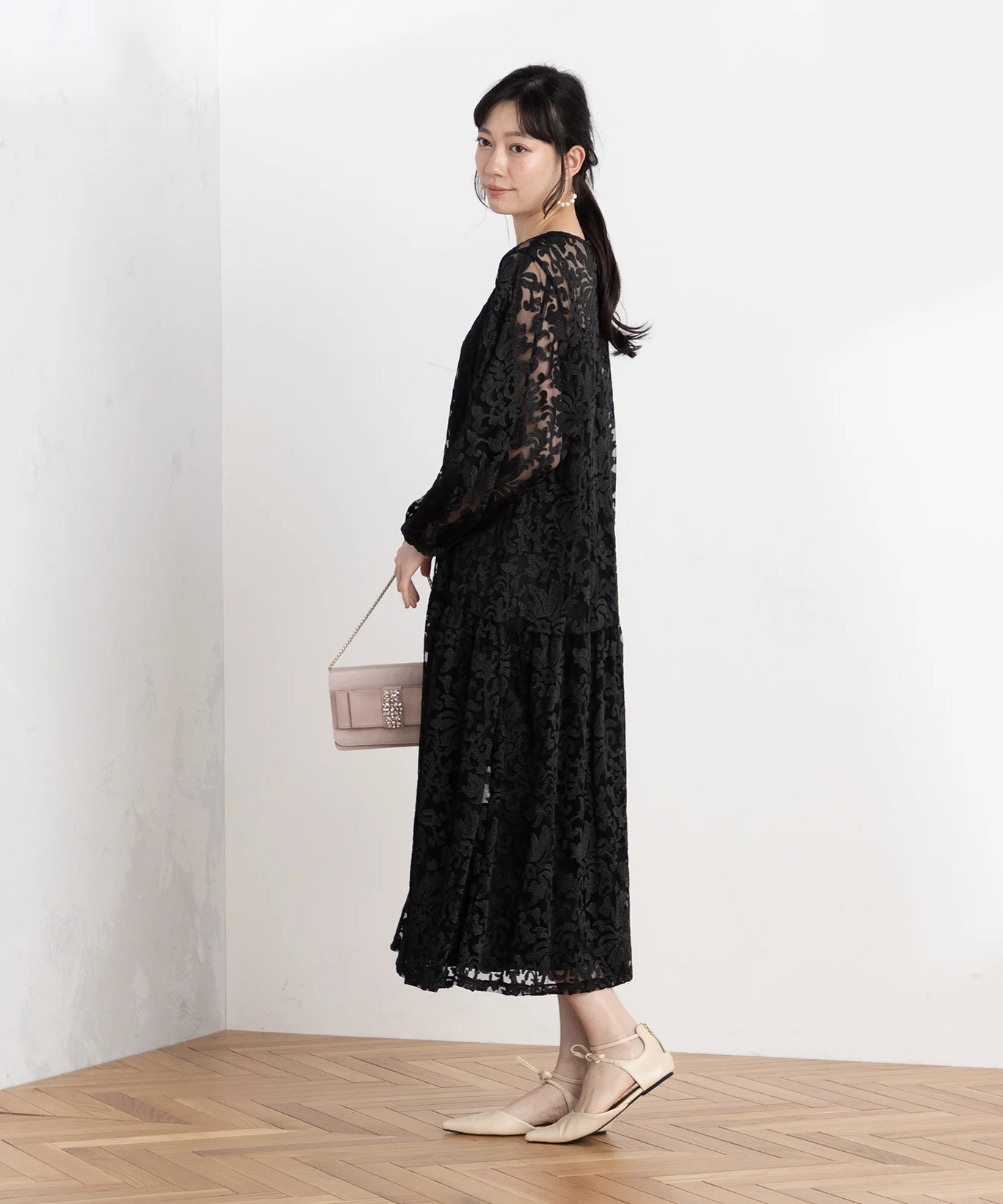 小物とヘアメイクの合わせ方