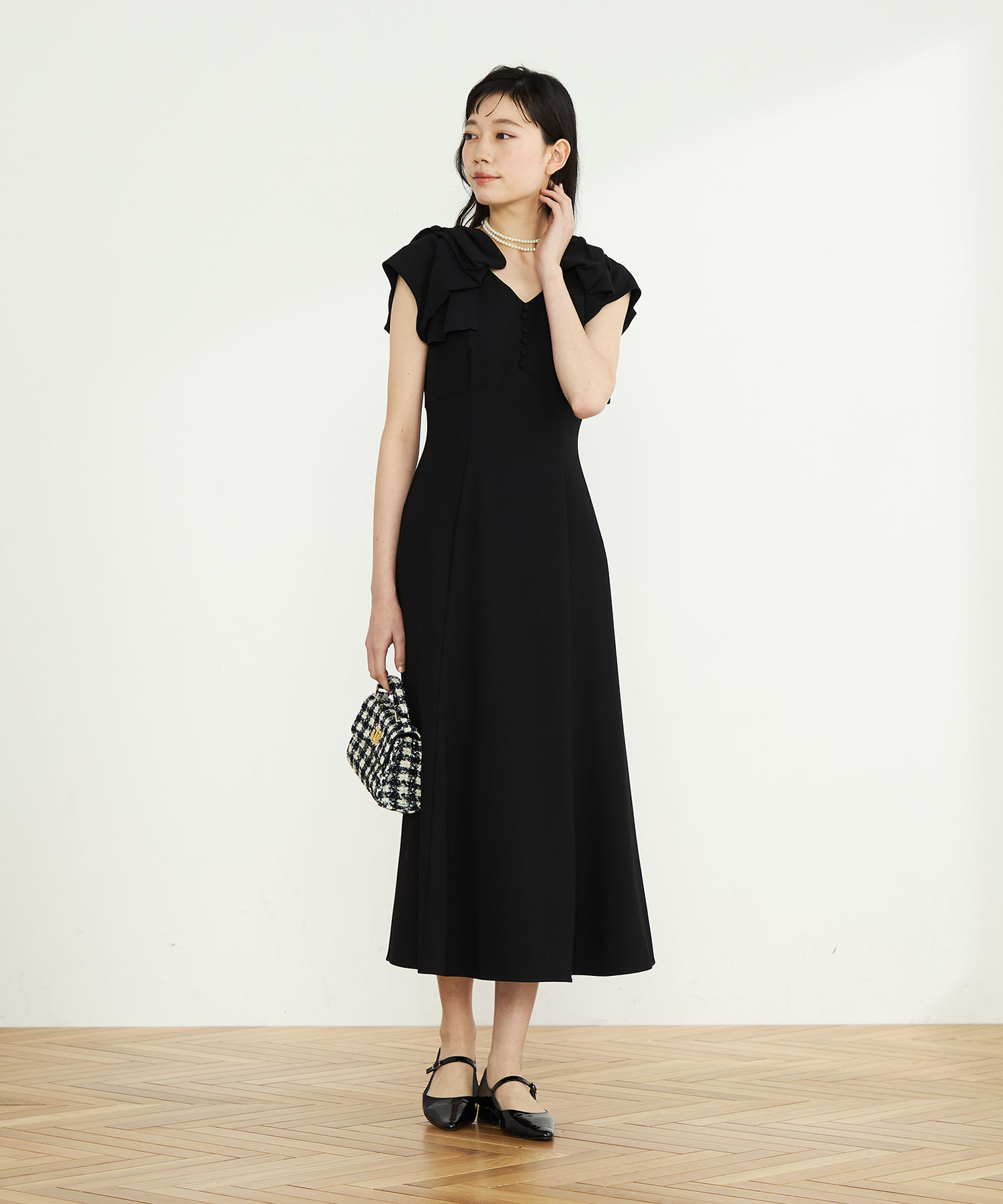 レストランの服装は手持ち・購入・レンタルで用意する